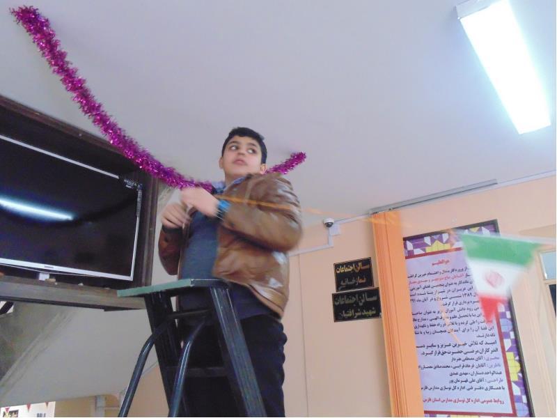 آماده سازی مدرسه دهه ی فجر بهمن93  شماره3