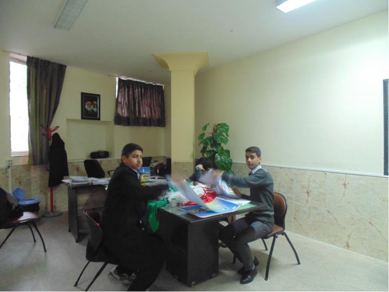 آماده سازی مدرسه دهه ی فجر بهمن93  شماره1