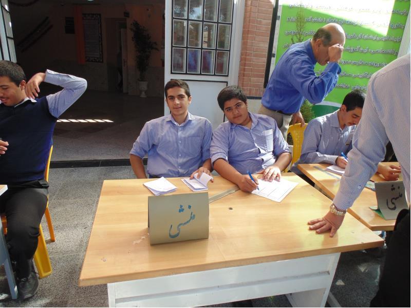 انتخابات شورای دانش آموزی(8)